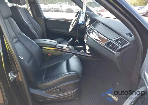 2013 BMW X5 xDrive35I/xDrive35I Premium/xDrive35I Sport Activity z USA, uszkodzony, nr VIN 5UXZV4C53D0E11455